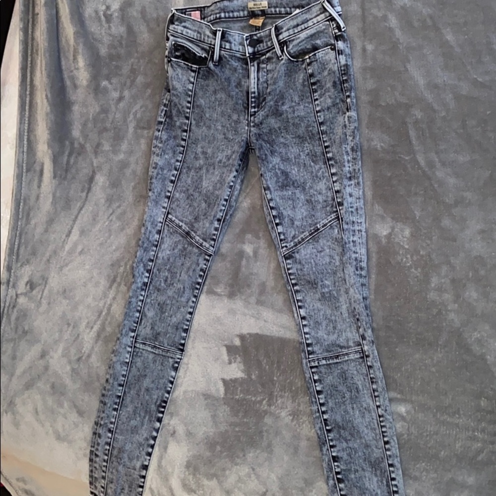 Very nice authentic true religion jeans size 27!!